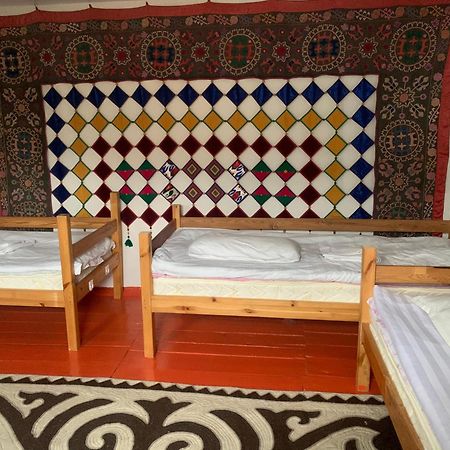 Naryn Guest House Esterno foto